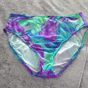 Venus Size 12 Bikini Bottom